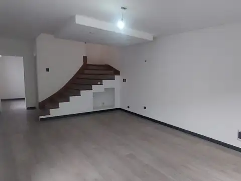 Casa en Venta en Martinez, USD 290.000