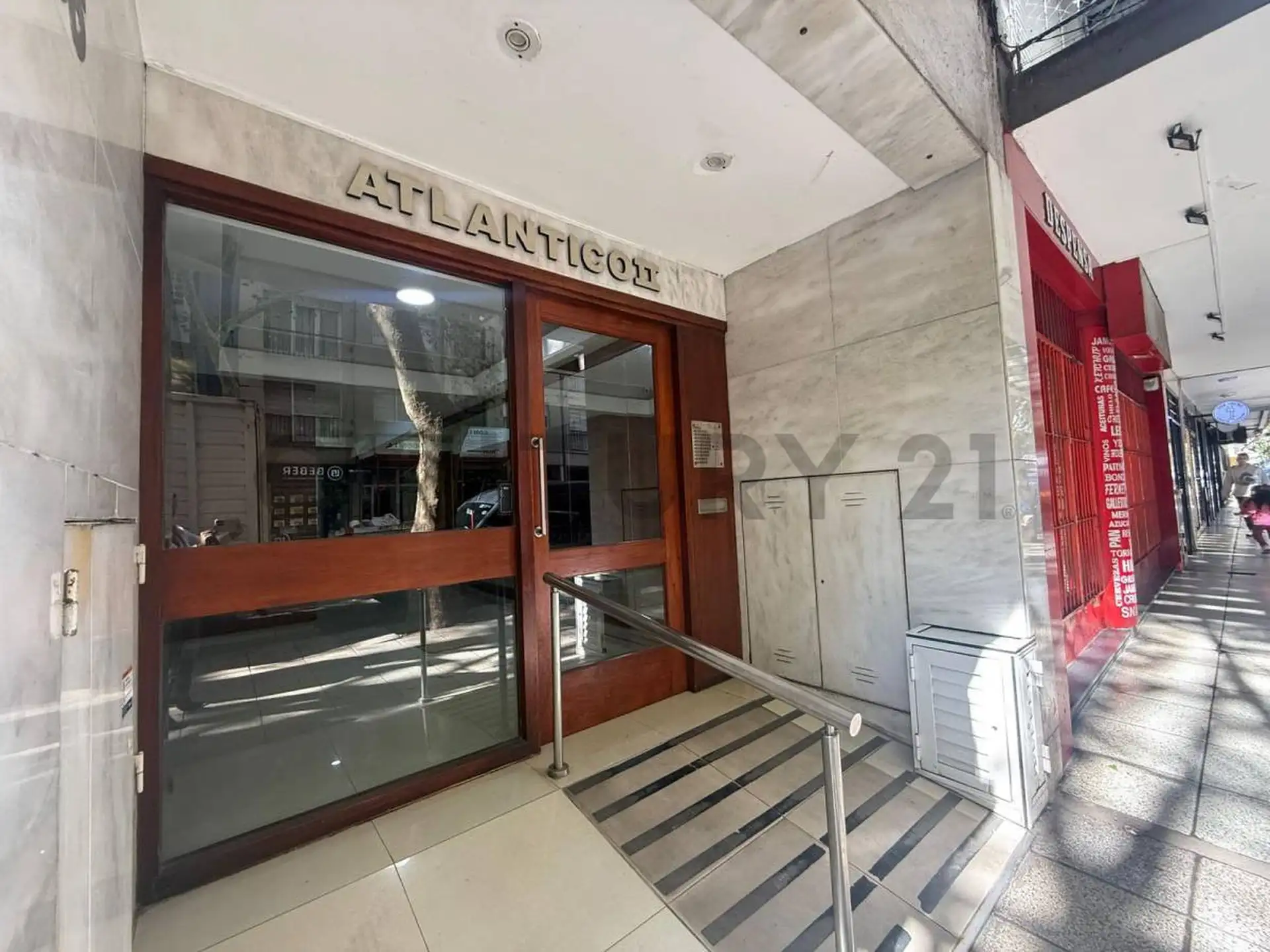 Venta departamento 2 ambientes zona centro a 2 cuadras del mar