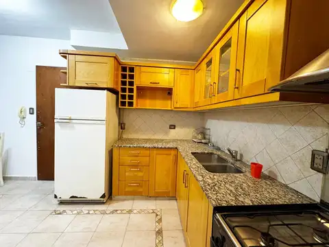 Venta de Departamento 4 ambientes con Dependencia en Caballito