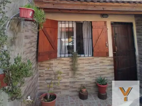 Duplex en venta - 2 dormitorios 1 baño - 80mts2 - Mar Del Tuyu
