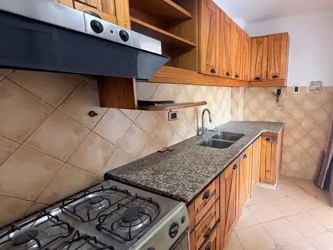 Departamento en Alquiler con 1 cocheras