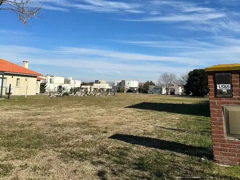 Terreno en Venta 20  mts Frente