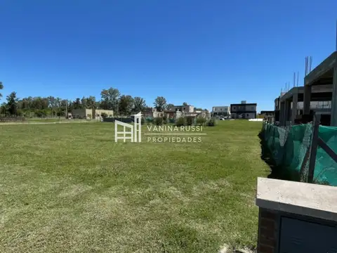 Terreno / Lote en venta de 450m2 ubicado en Pilar del Este