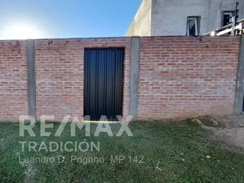 Vta terreno en fontana con muro perimetral