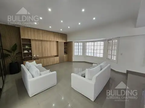 Casa 6 ambientes con 4 baños