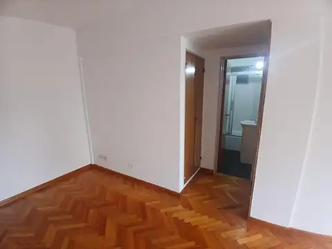 Departamento en Alquiler en Villa Pueyrredon, $ 600.000