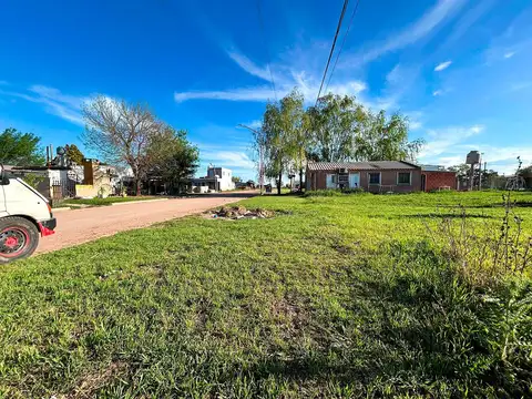 Terreno en Venta 20  mts Fondo