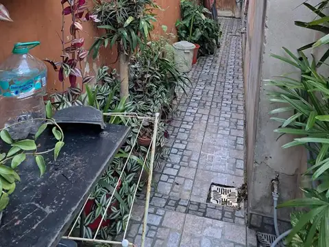 Casa 3 ambientes con Lavadero, Terraza y Depósito - VENTA