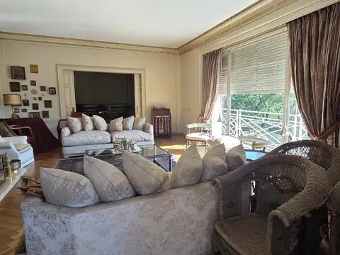 Departamento 4 ambientes con 3 baños