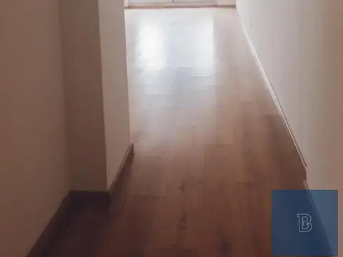 Muy lindo Monoambiente con balcon y cochera en edificio con amenities!