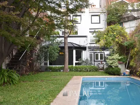 Casa en venta con pileta – Las Cañitas