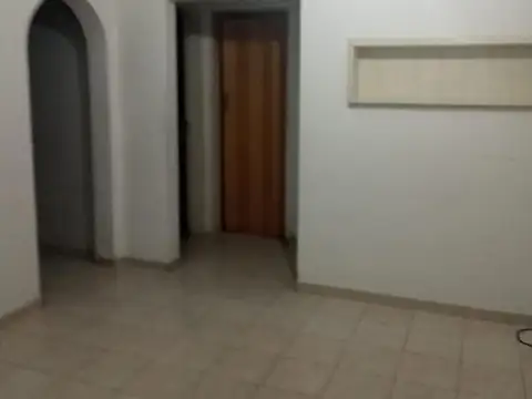 Depto Tipo Casa en Alquiler de 3 ambientes