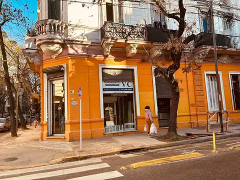 Local en Constitución en venta