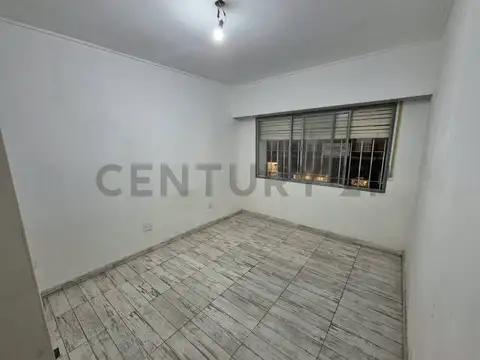 Depto Tipo Casa en Venta 41 años