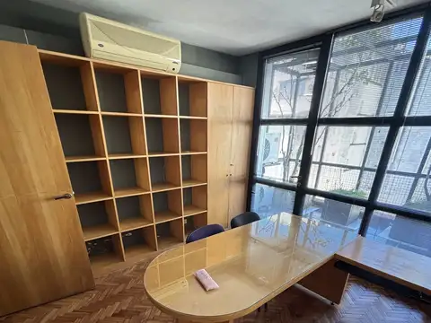 Oficina en Alquiler en Balvanera, $ 650.000