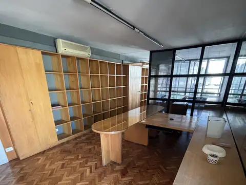 Oficina en Alquiler en Balvanera, $ 650.000