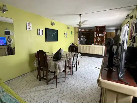 Casa - Venta - Argentina, Lanús - AV. RIVADAVIA 229