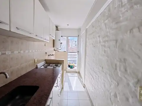 VENTA DEPARTAMENTO 3 AMBIENTES CASTELAR