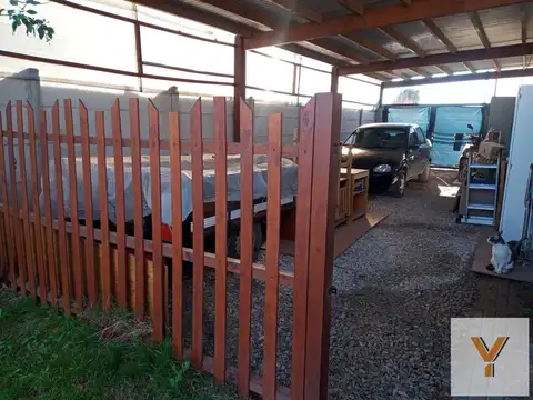 Casa 5 ambientes con 1 baño