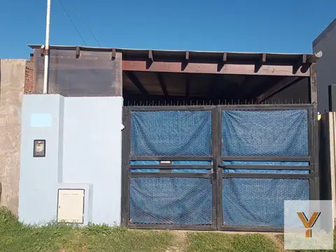 Casa en venta - 3 Dormitorios 1 Baño - Bahía Blanca
