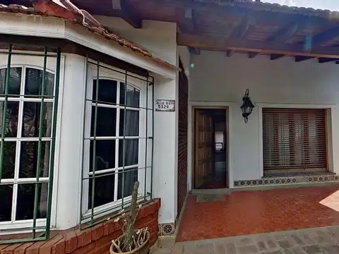 Casa en Venta con 1 cochera
