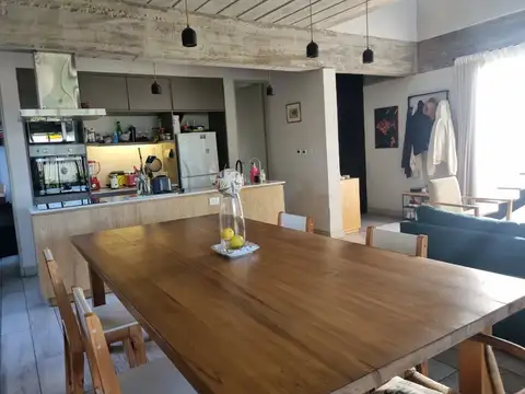 Casa en Alquiler en Villa Rosa, $ 1.100