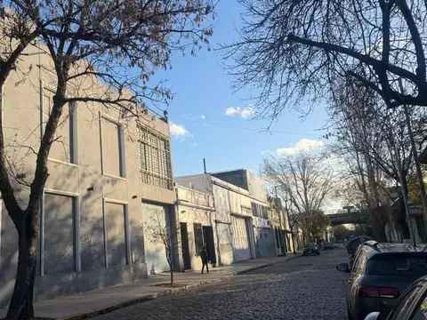 Galpon en Venta en Barracas, USD 500.000