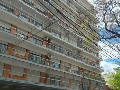 Departamento 2 ambientes en alquiler Lateral con vista Avda. Maipu