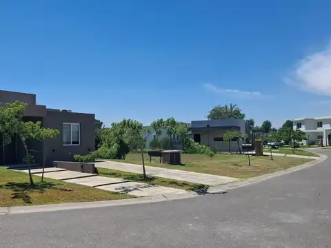 Terreno en Venta en Pilar del Este - San Ramon, USD 23.000