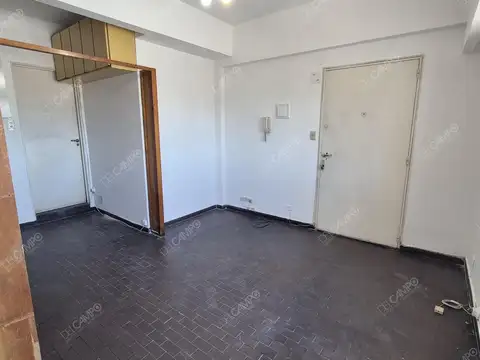 Av. San Isidro Labrador 4600 - Monoambiente sin expensas - Un piso por escalera