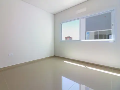 Venta - Departamento 3 ambientes  -  S.Martin(Ctro)