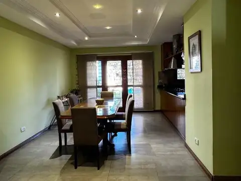 Mitre 200