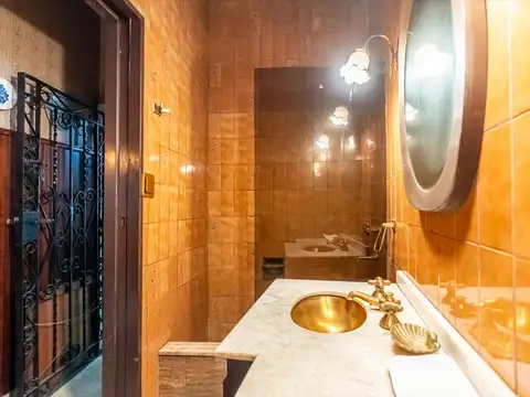 VENTA CASA AVELLANEDA CENTRO OPORTUNIDAD