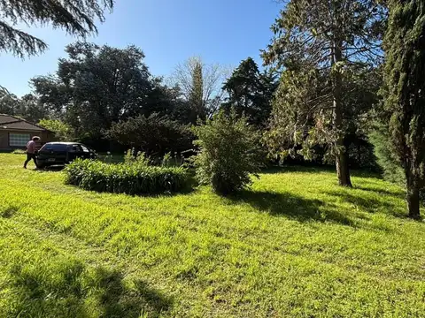 Casa en Venta con 5 cocheras