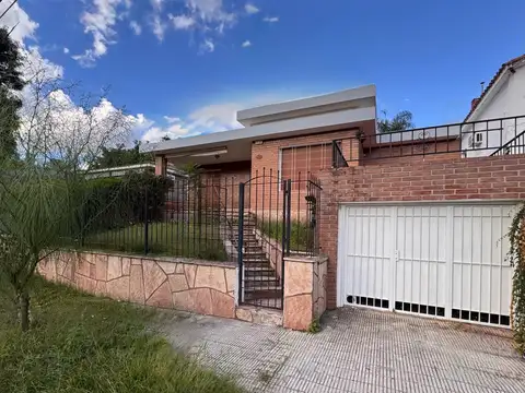 Casa 3 dormitorios Unquillo