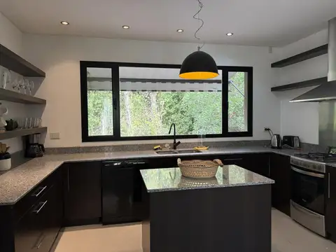 Casa en Venta al Noroeste