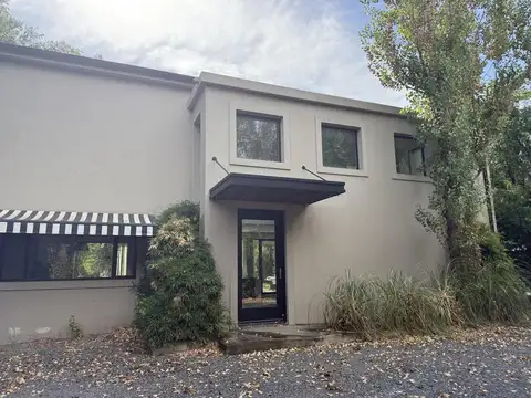 Venta Casa en el Barrio La Emilia | VCO Propiedades
