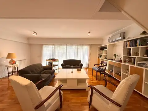 TRES DEPTOS EN VENTA EN BLOCK EN BARRIO INGLES TEMPERLEY
