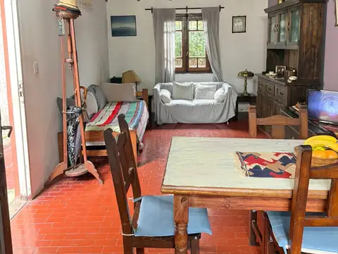 Depto Tipo Casa en Alquiler de 2 dormitorios
