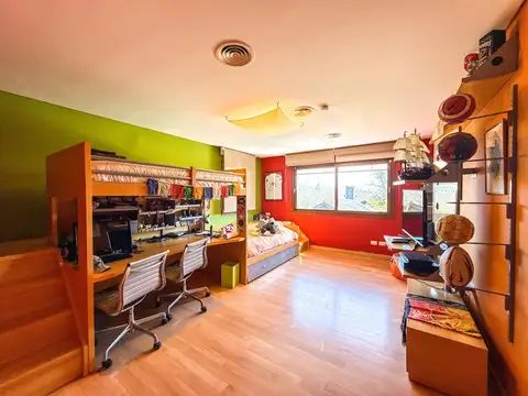 Casa en Venta de 5 dormitorios