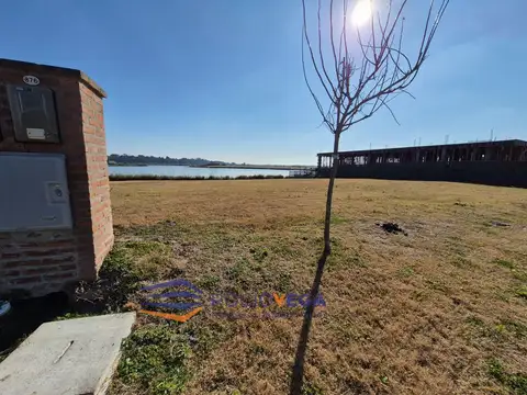 Terreno en venta en el Barrio El Naudir Area 3