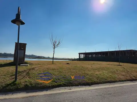 Terreno en venta en el Barrio El Naudir Area 3