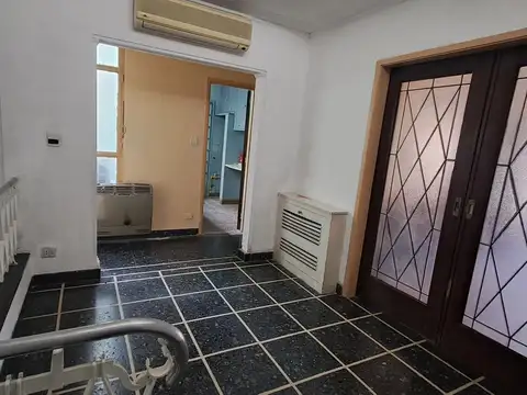 Departamento 5 ambientes con 2 baños
