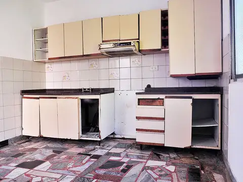 VENTA PH EN PLANTA ALTA VILLA DOMINICO AVELLANEDA
