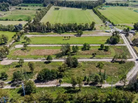 Lote de 600mts en barrio La Serena