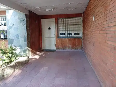 Casa en Venta en Castelar Norte, USD 125.000