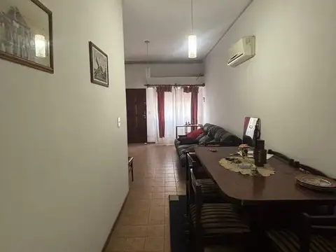 Depto Tipo Casa 10 ambientes con 4 baños