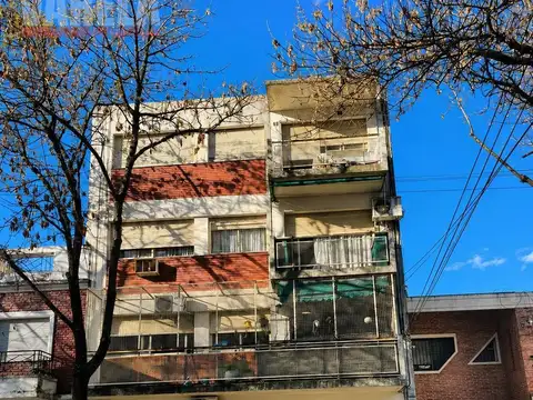 Departamento en Venta- Monoambiente - Apto Credito- Villa del Parque u$s 43.000