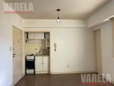 Departamento en Venta en Villa del Parque, USD 43.000