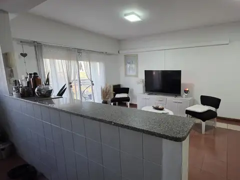 Departamento 4 ambientes con 1 baño